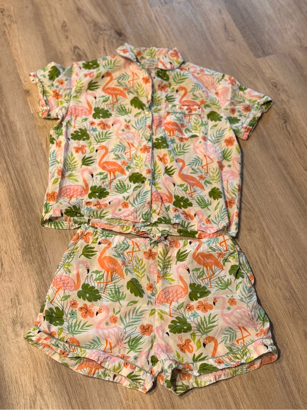 Crafted by Mahogany Women's Tropical Flamingo 2-Piece Top & Shorts Set S - Picture 2 of 7